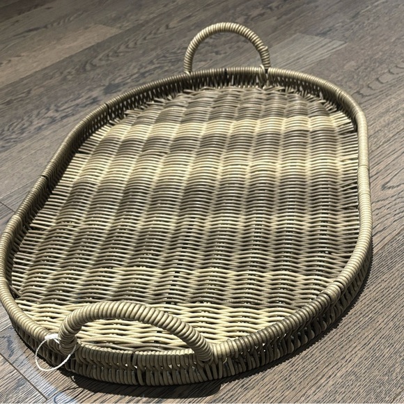 Elegant Woven Ratan Oval Tray with handles in grey - Picture 11 of 12